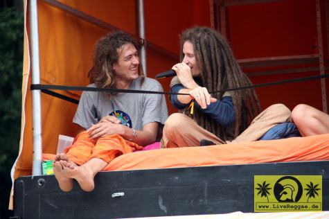 Sara Lugo (D) with Martin Zobel by DaSandwichmaker - Reggae Jam Festival, Bersenbrueck 8. August 2008 (10).JPG